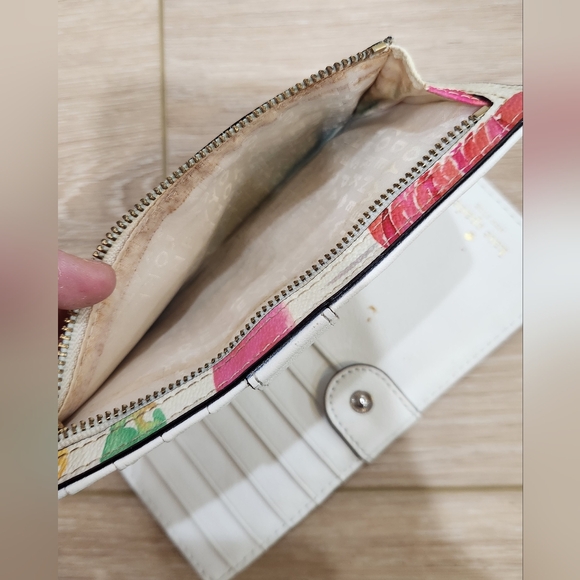 kate♠︎spade "Flavor of the Month" bi-fold wallet - Picture 8 of 8